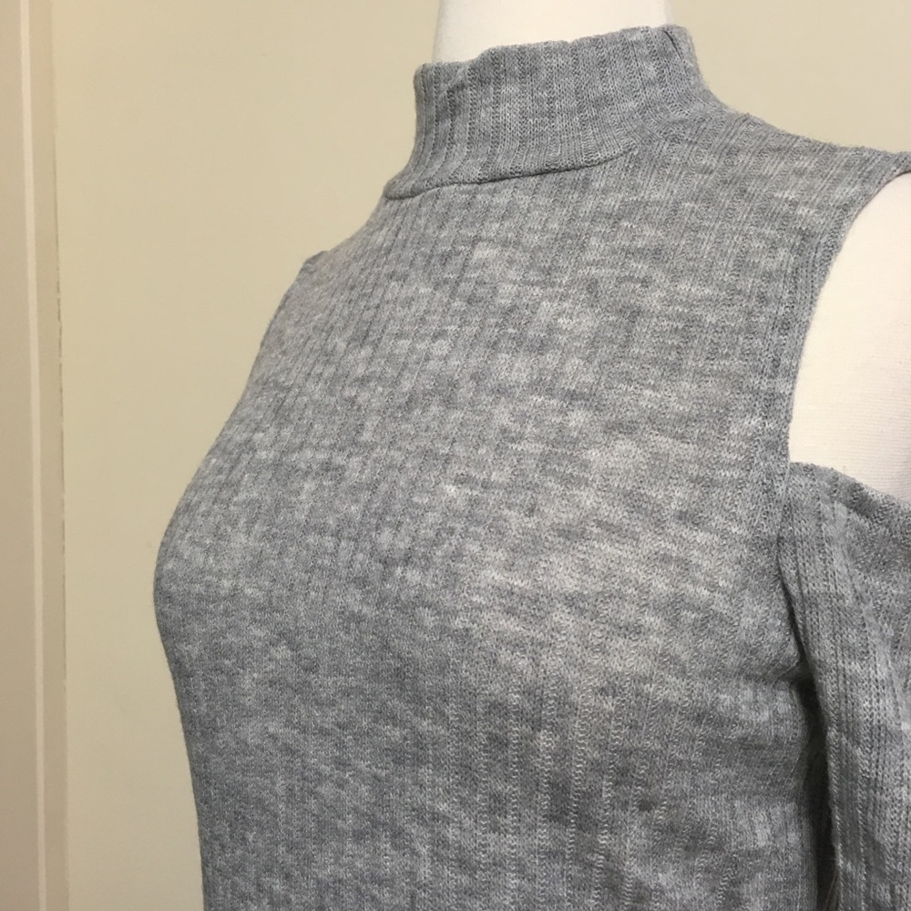 Cold Shoulder Stretchy Ribbed Knit Sweater Top - Picture 6 of 6